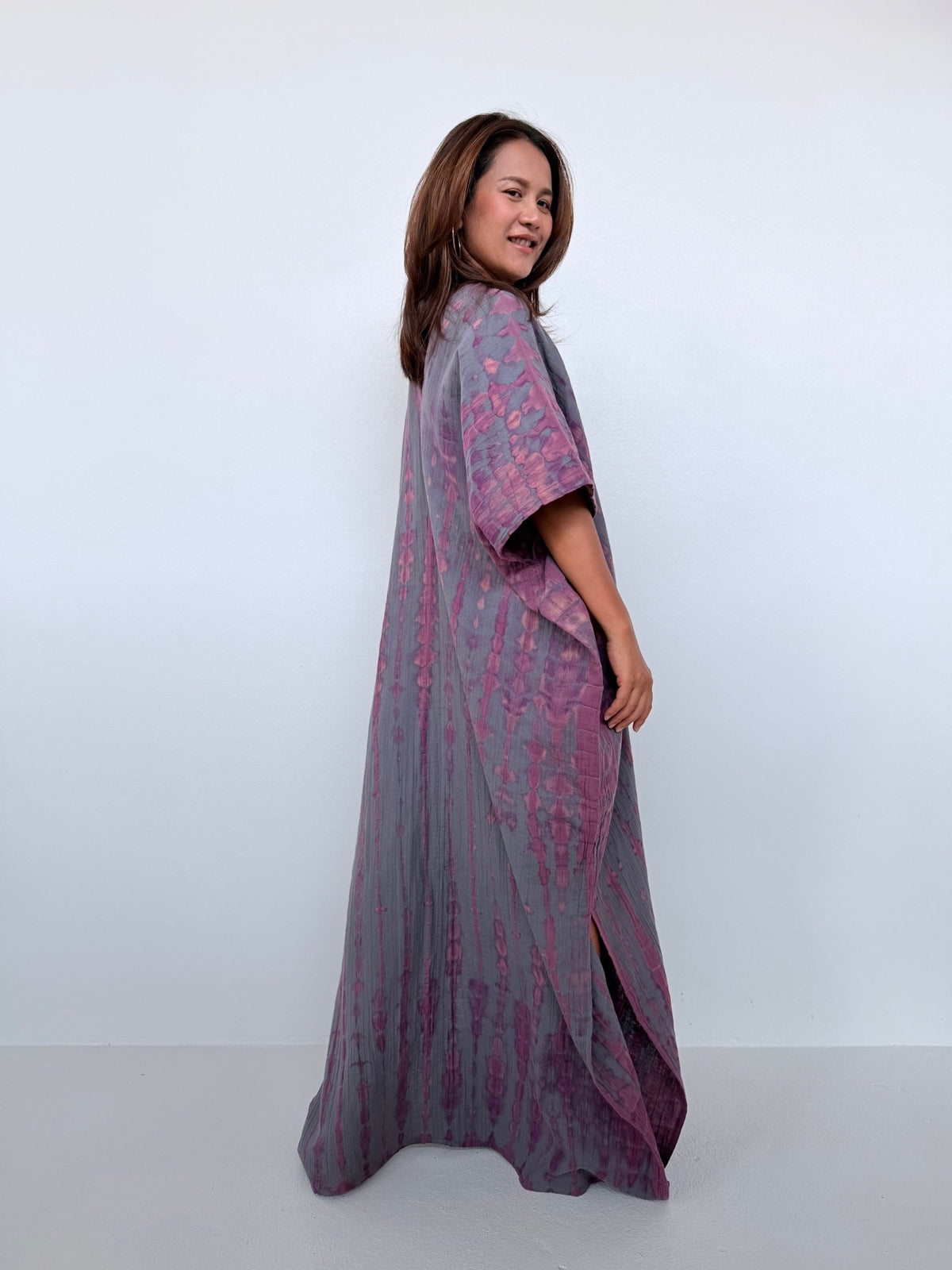 Penelope Double Gauze Cotton Kaftan in Fossil with Violet Tie Dye - Mala Handworks