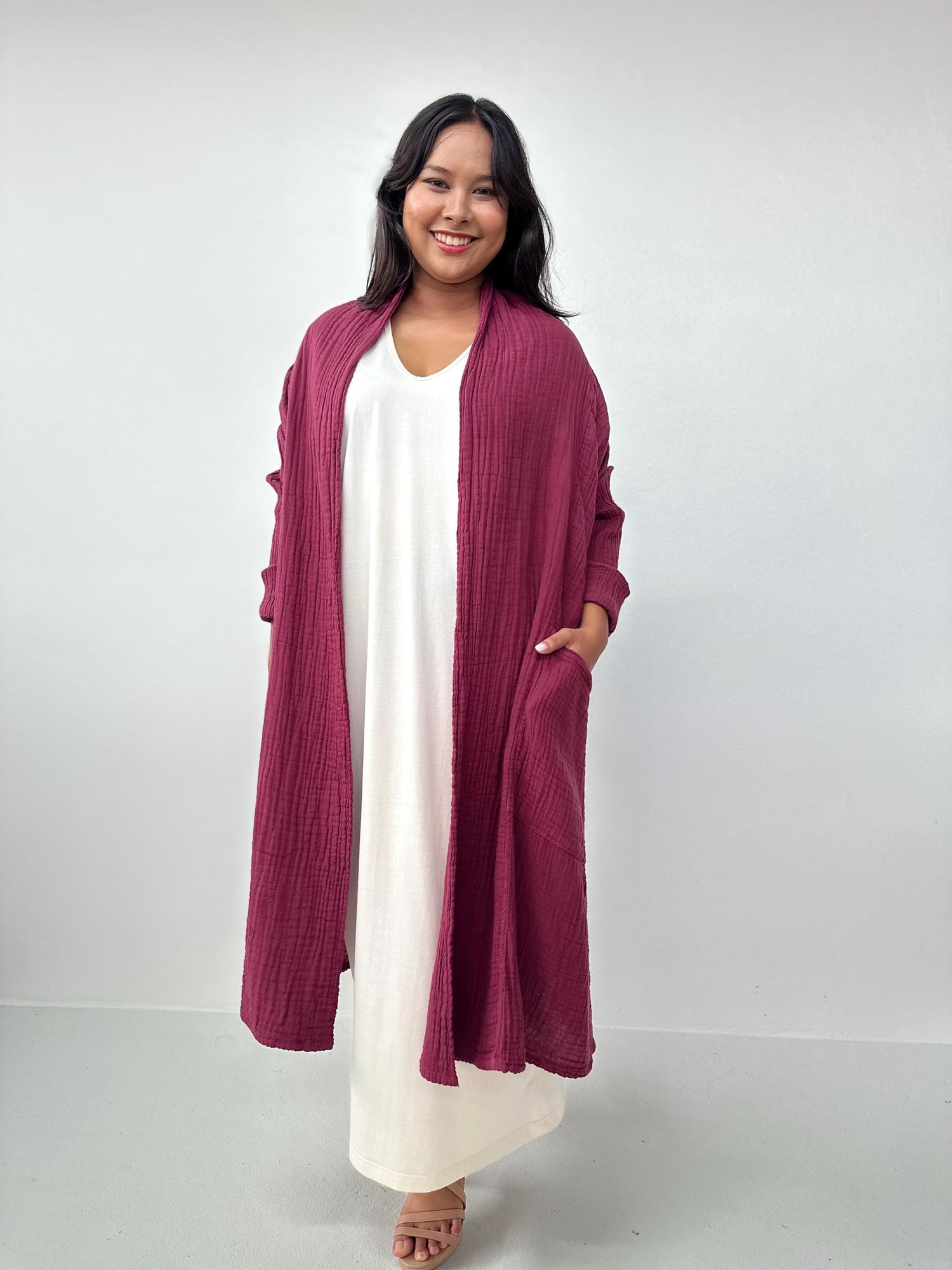 Mala Handworks Yara Open Cardigan in Merlot