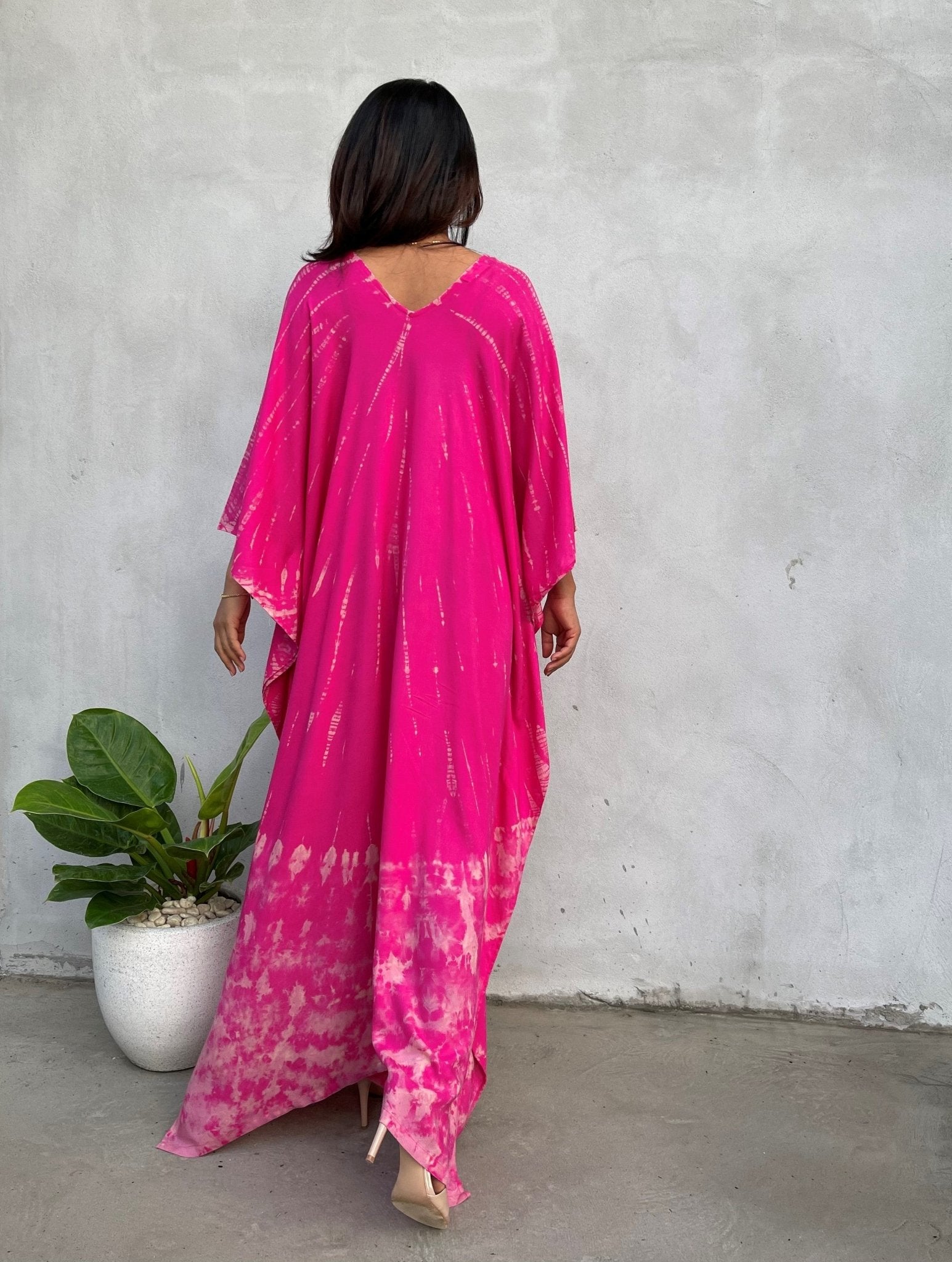 MALA handworks Mala Kaftan in Fuchsia