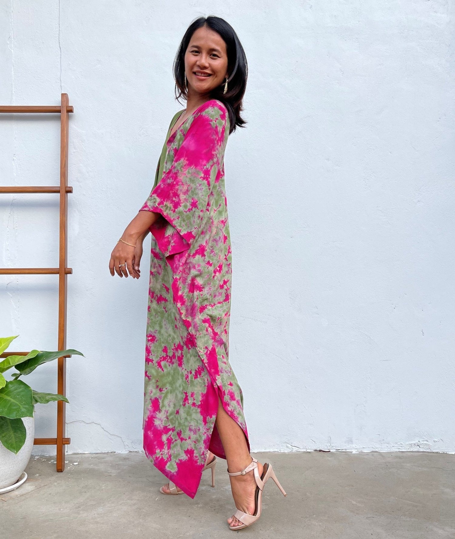 MALA handworks Mala Kaftan in Olive Green and Fuchsia Tie Dye