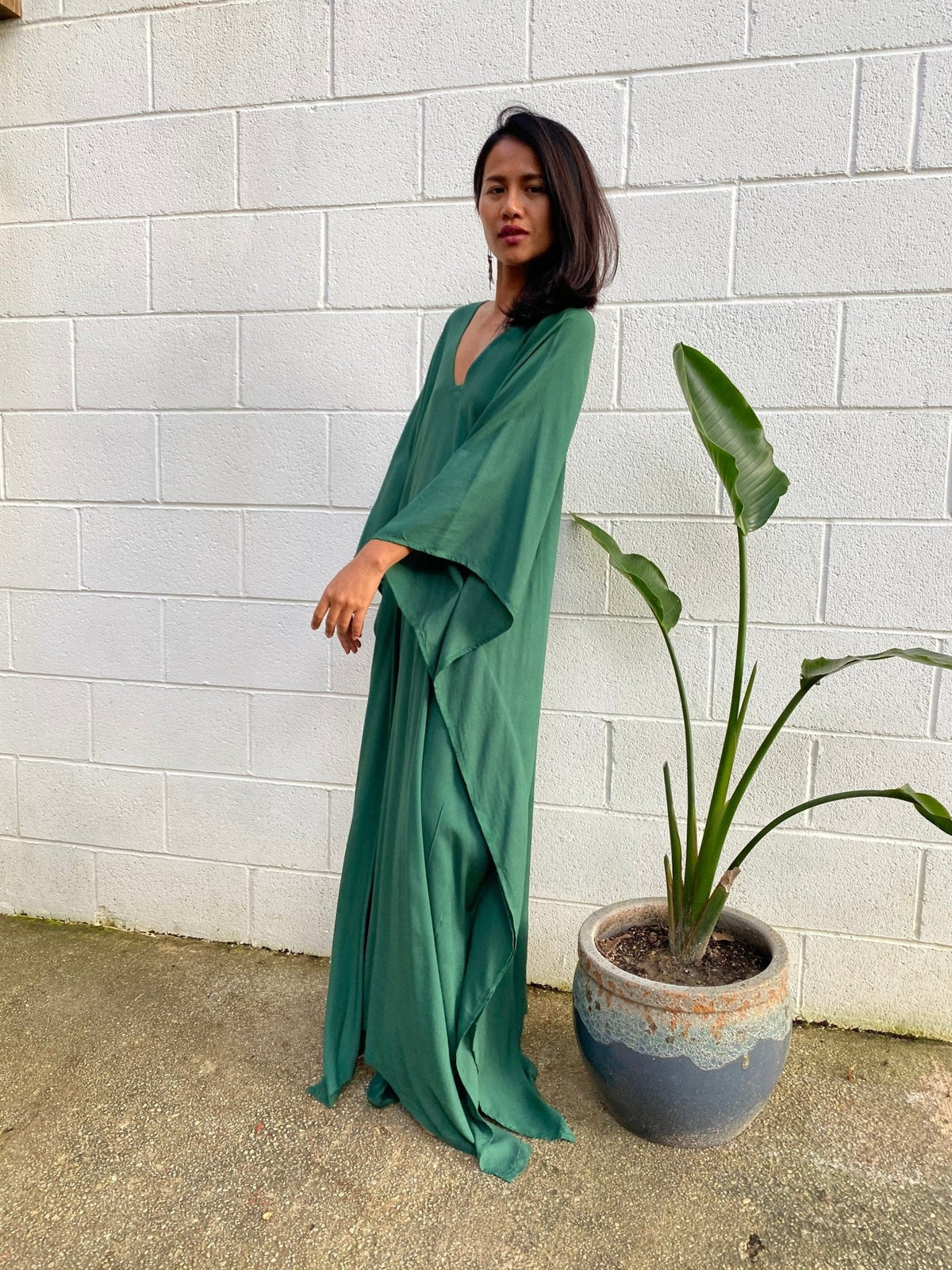 Mala Handworks  Mala Kaftan in Solid Jade Green