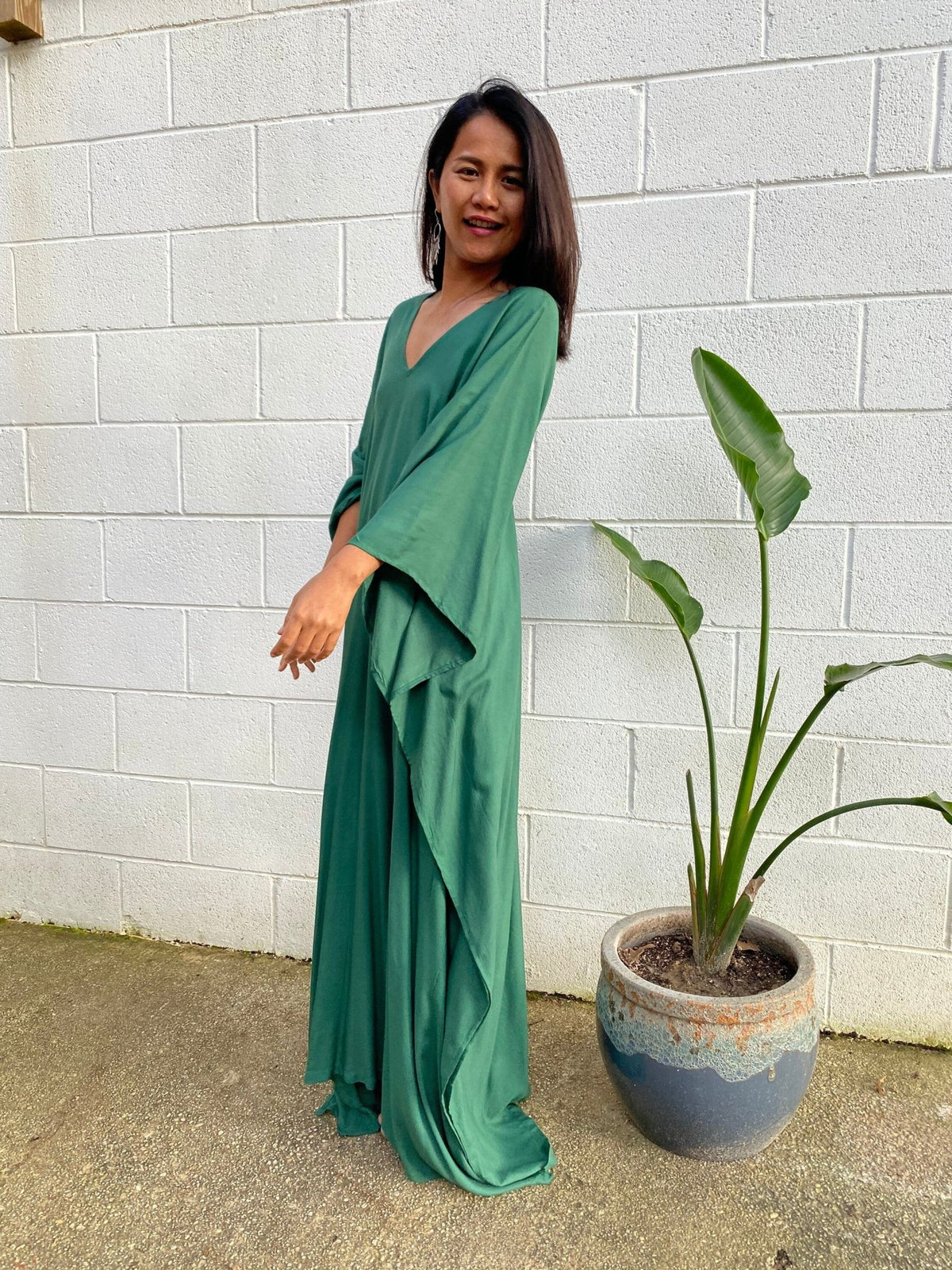 Mala Handworks  Mala Kaftan in Solid Jade Green