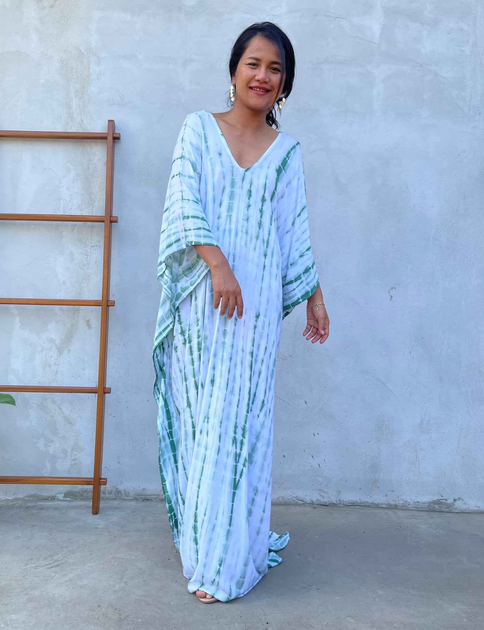 MALA handworks Mala Kaftan in White and Green Tie Dye
