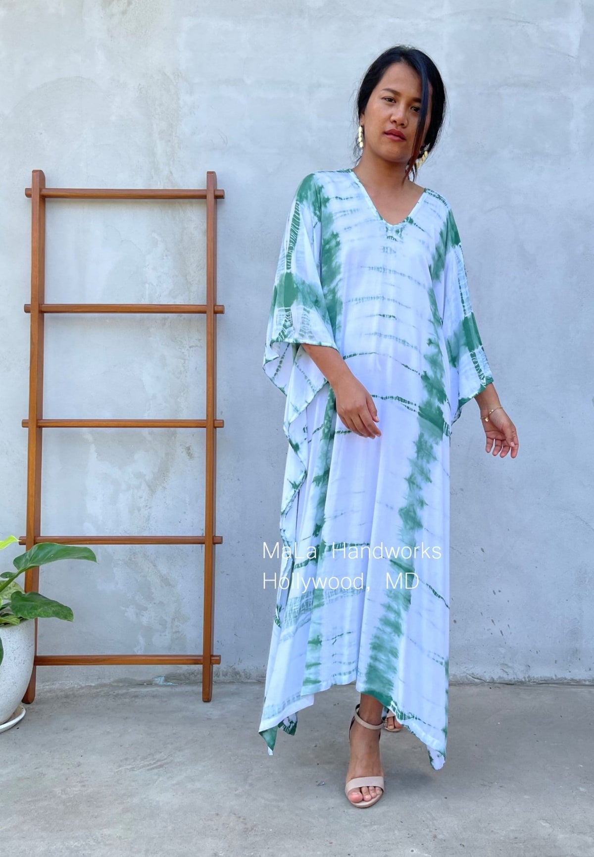 MALA handworks  Mala Kaftan in White and Green Tie Dye
