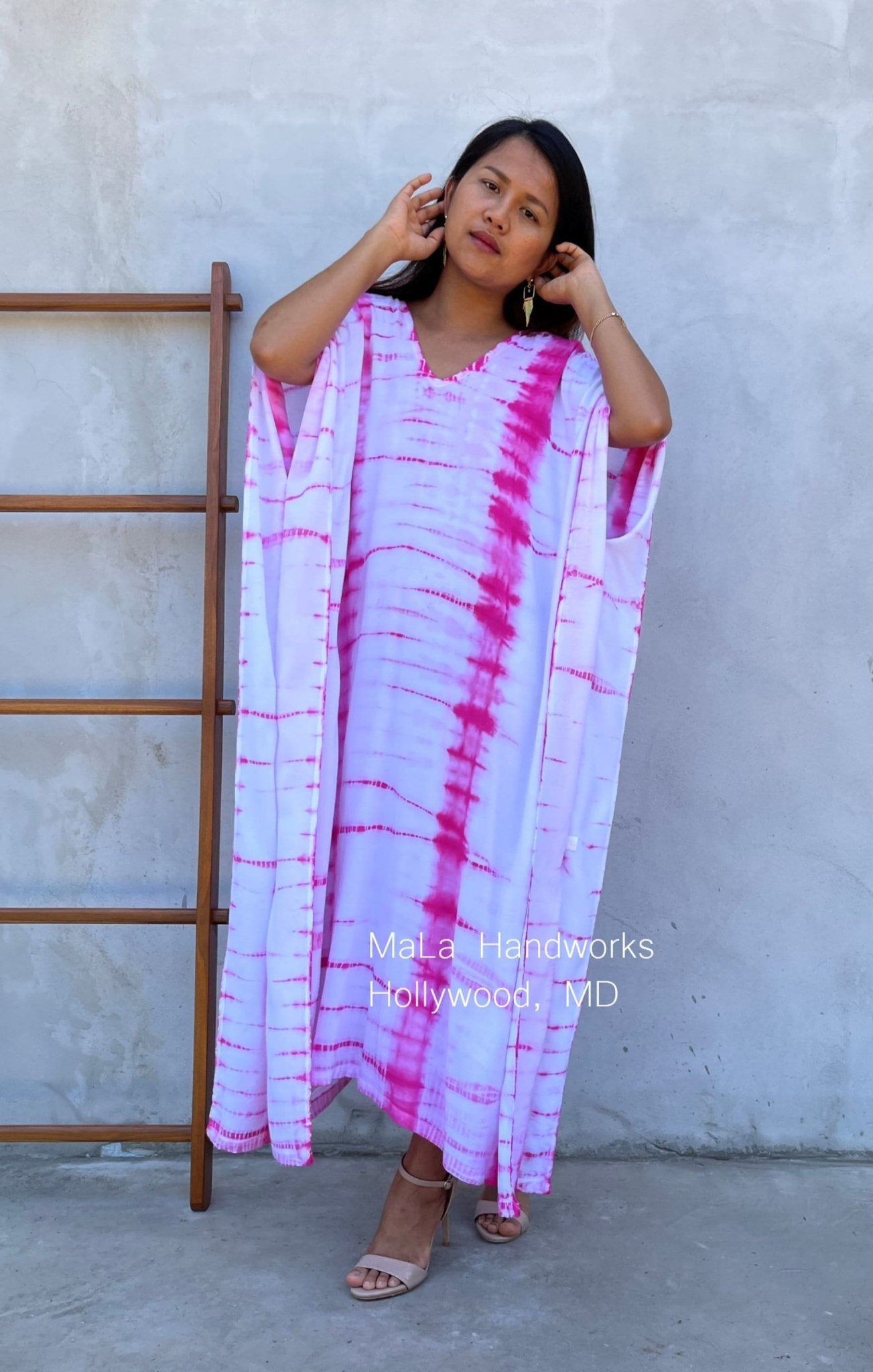 MALA handworks  Mala Kaftan in White and Pink Tie Dye