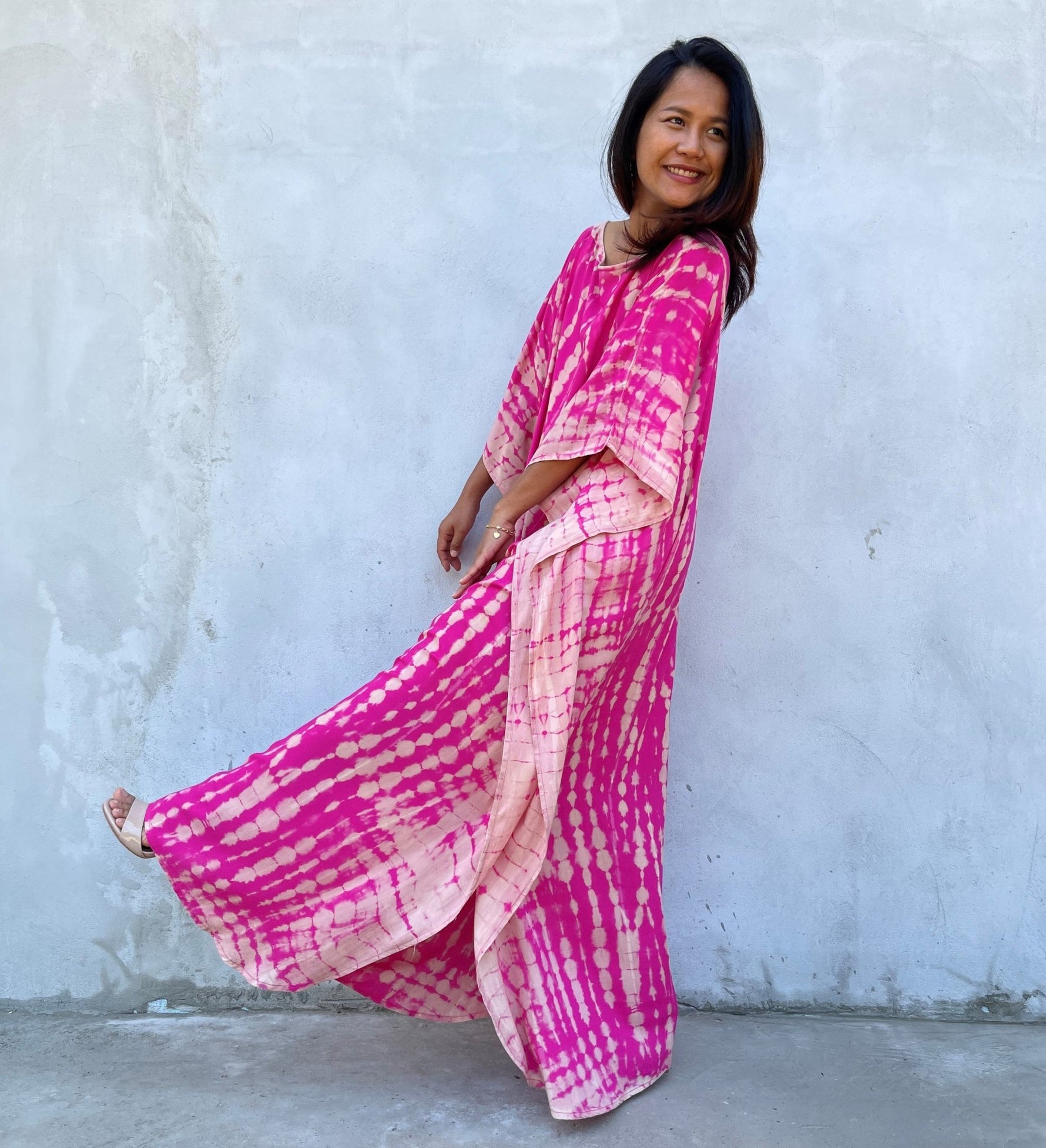 MALA handworks Mia Boat Neck Kaftan in Fuchsia and Pink Tie Dye