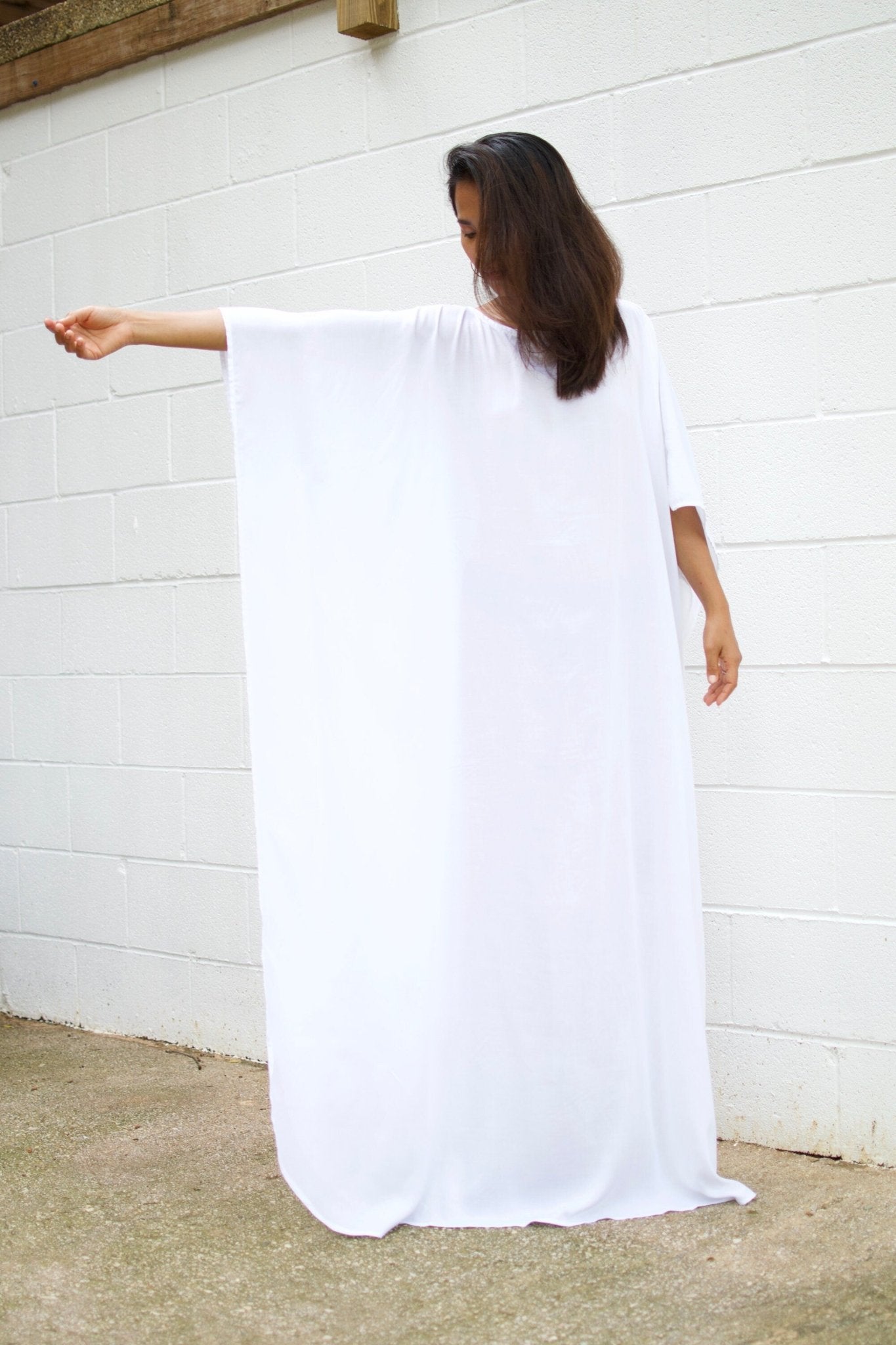 MALA handworks  Mia Boat Neck Kaftan in White