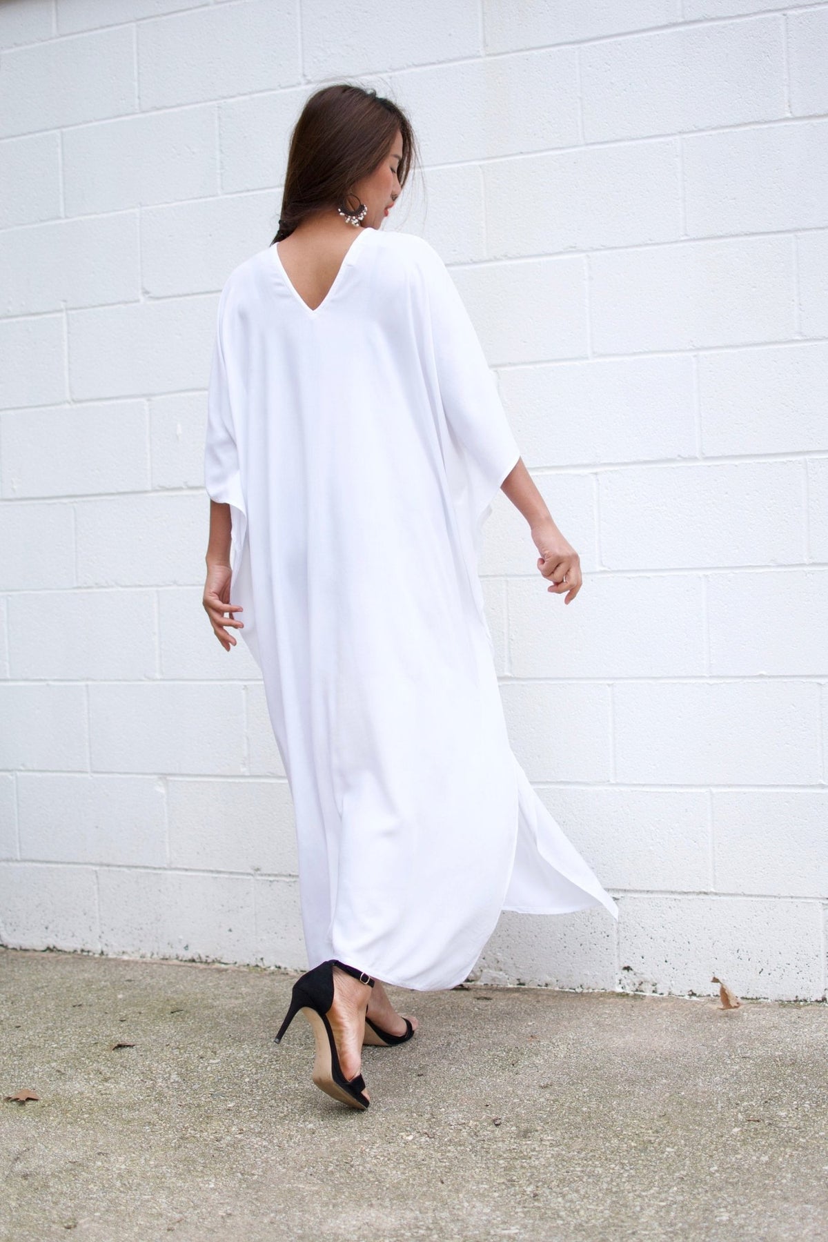 MALA handworks Nora Kaftan in White