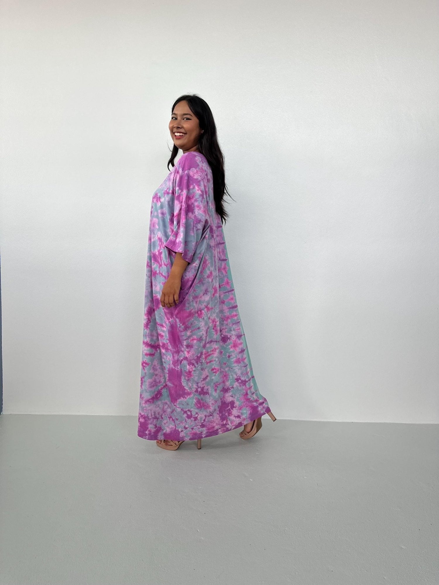 Mala Handworks Olivia Cotton Kaftan in Aqua and Fuchsia Tie Dye