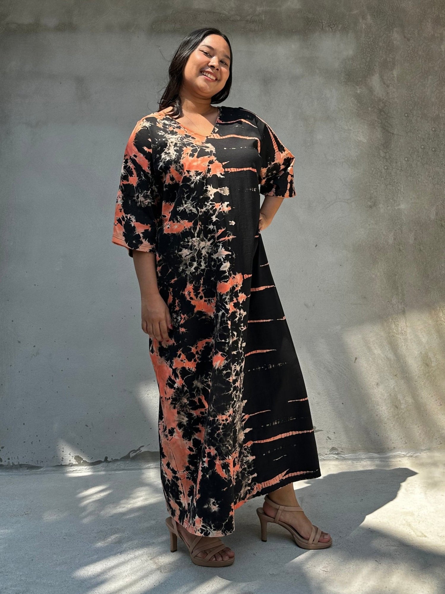Mala Handworks Olivia Cotton Kaftan in Black and Apricot Tie Dye