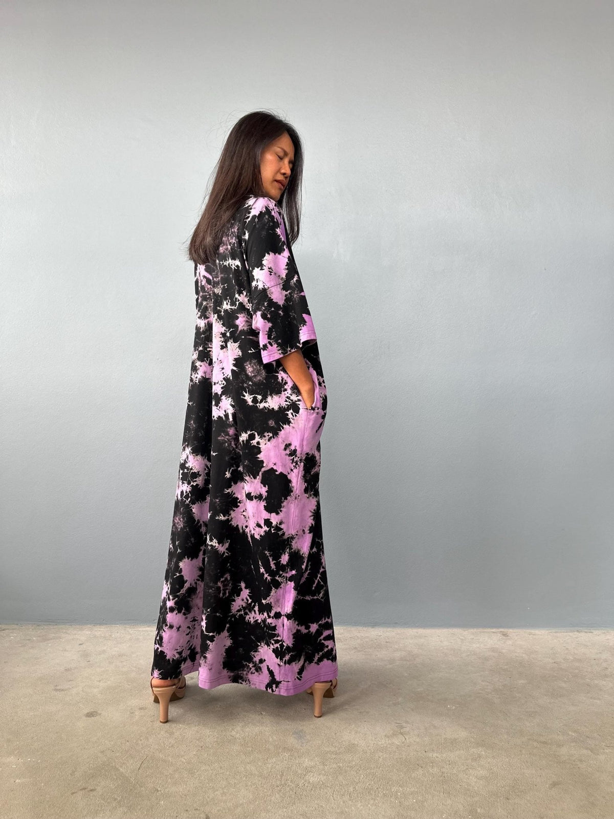 Mala Handworks Olivia Cotton Kaftan in Black and Purple Tie Dye