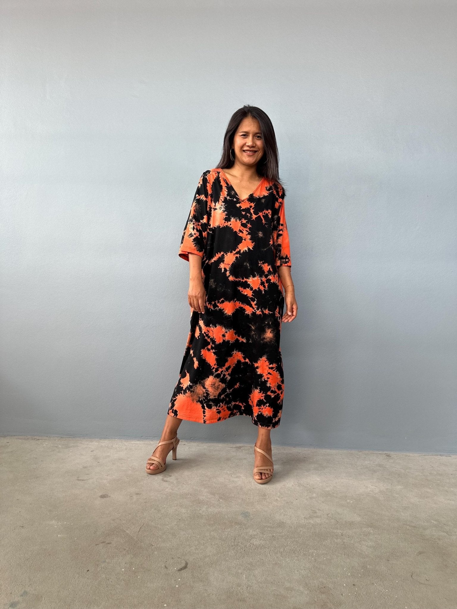 Mala Handworks Olivia Cotton Kaftan in Black and Tangerine Tie Dye
