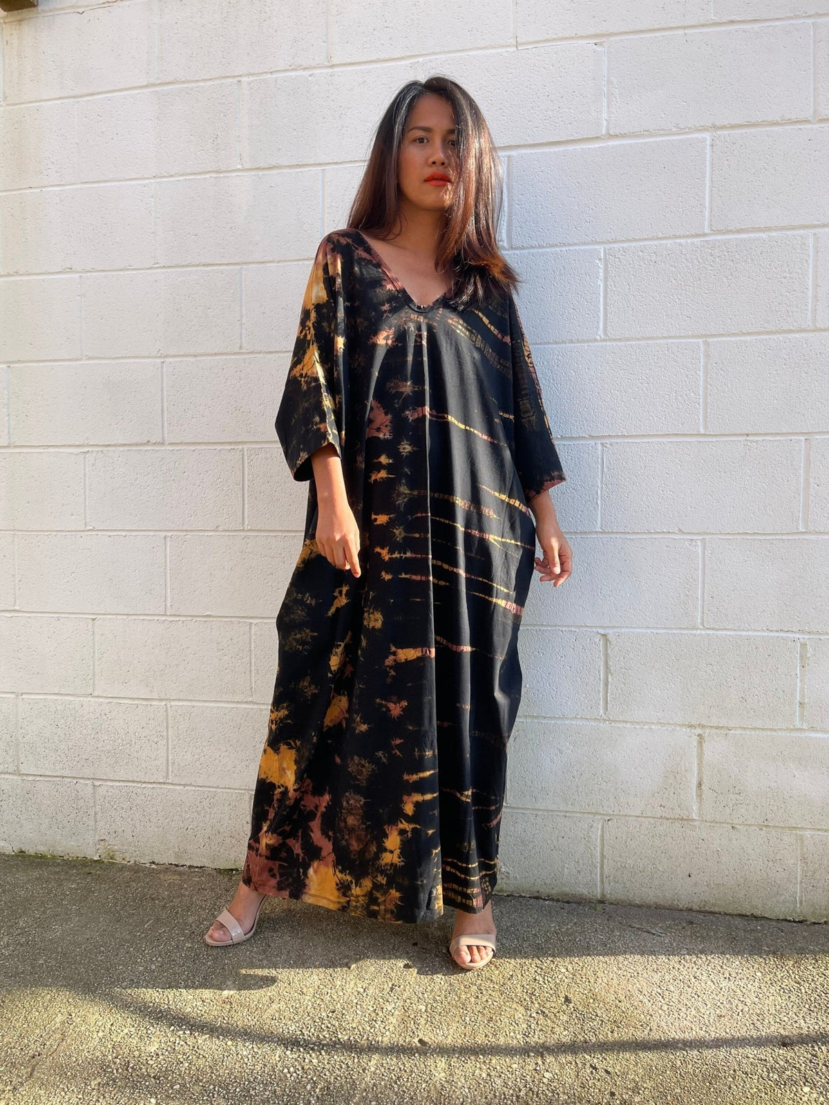 Olivia Cotton Kaftan in Black Rainbow Tie Dye - Mala Handworks
