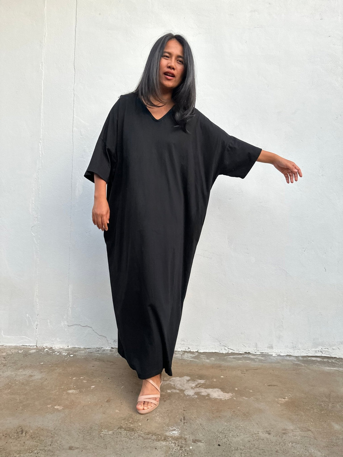 Olivia Cotton Kaftan in Black - Mala Handworks