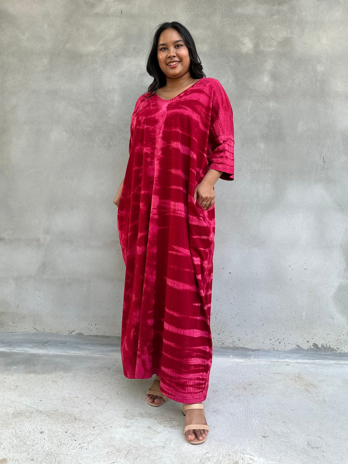 Mala Handworks Olivia Cotton Kaftan in Cherry Tie Dye