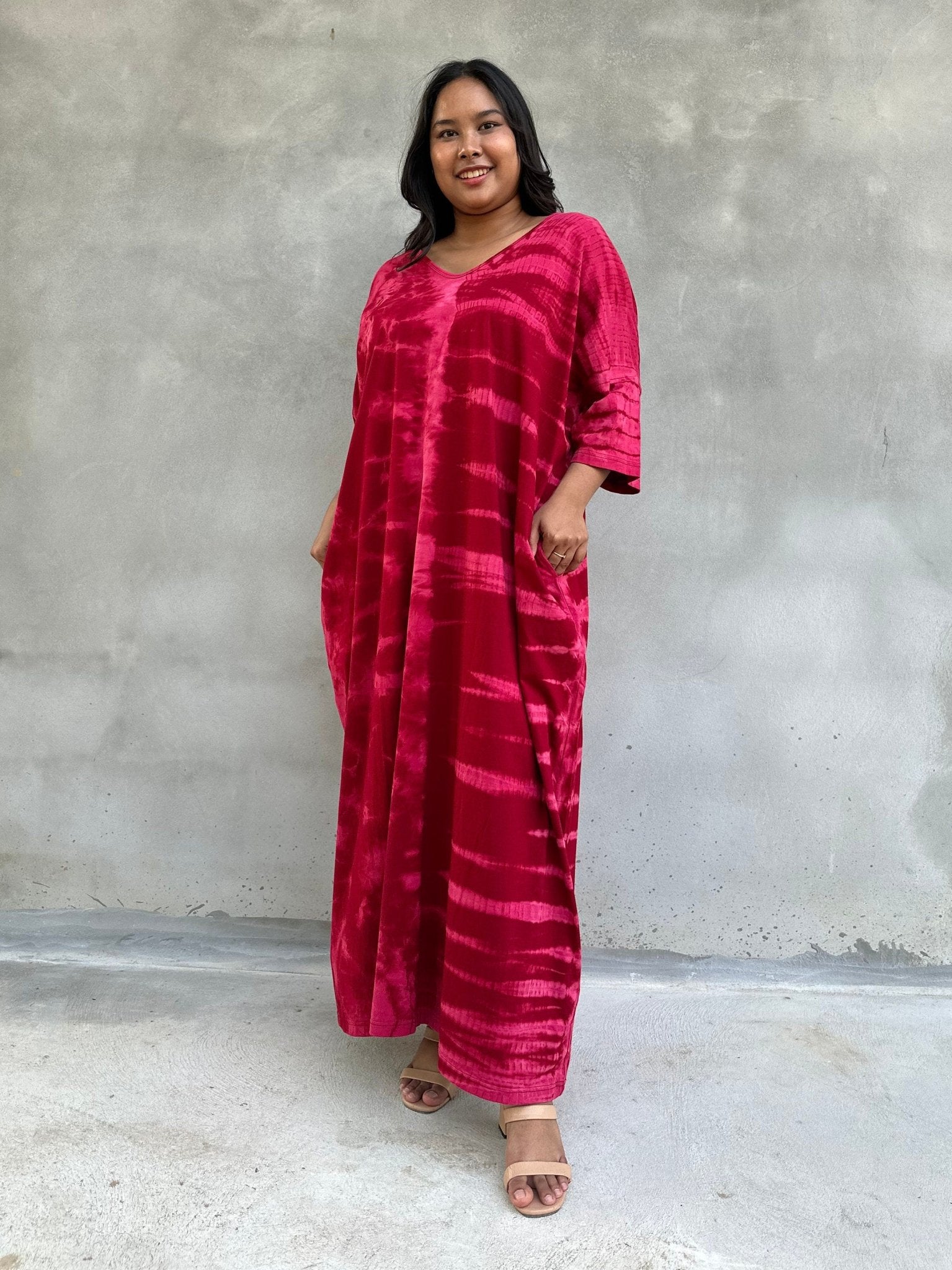 Mala Handworks Olivia Cotton Kaftan in Cherry Tie Dye