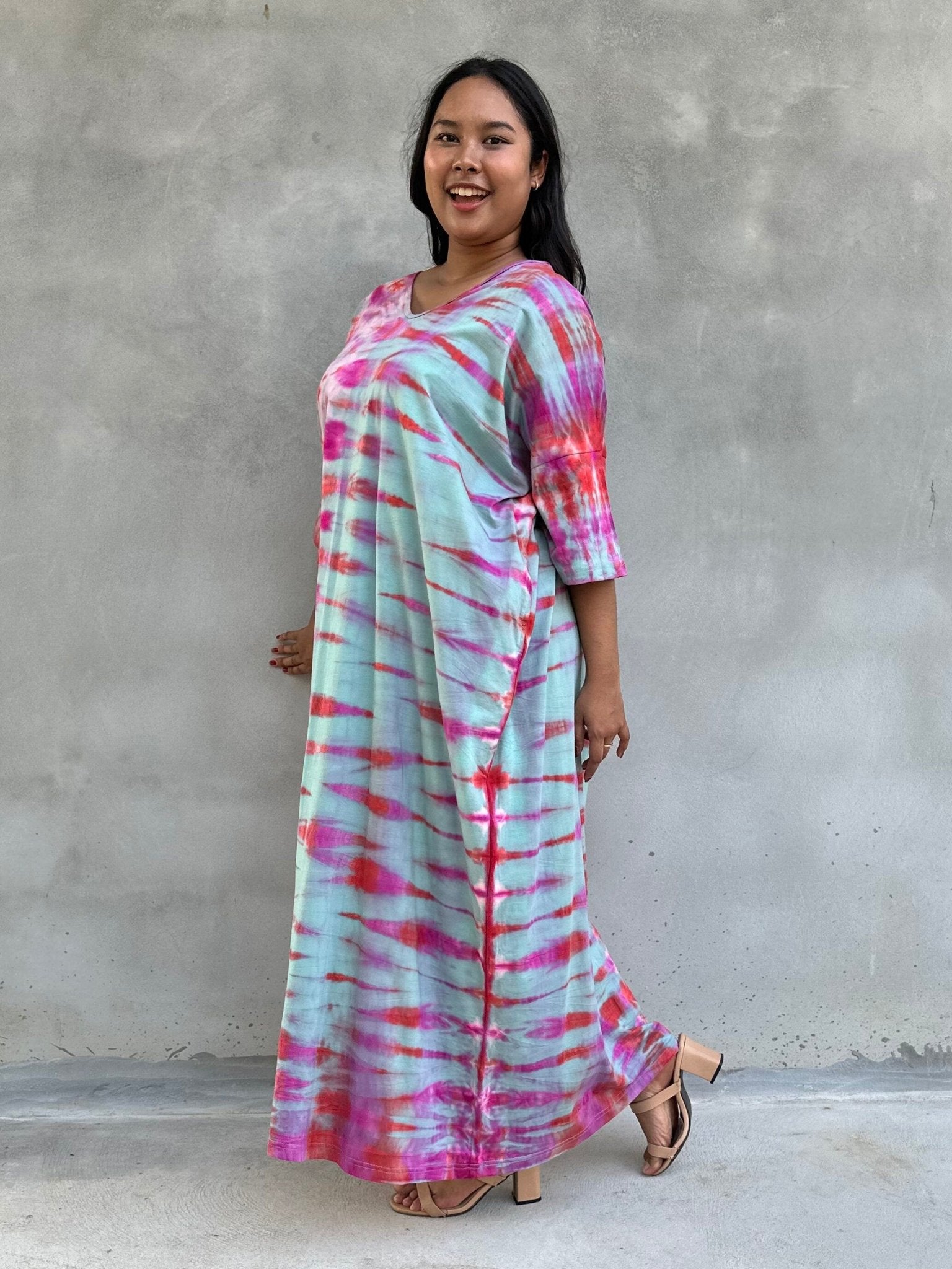 Mala Handworks Olivia Cotton Kaftan in Fuchsia and Aqua Tie Dye
