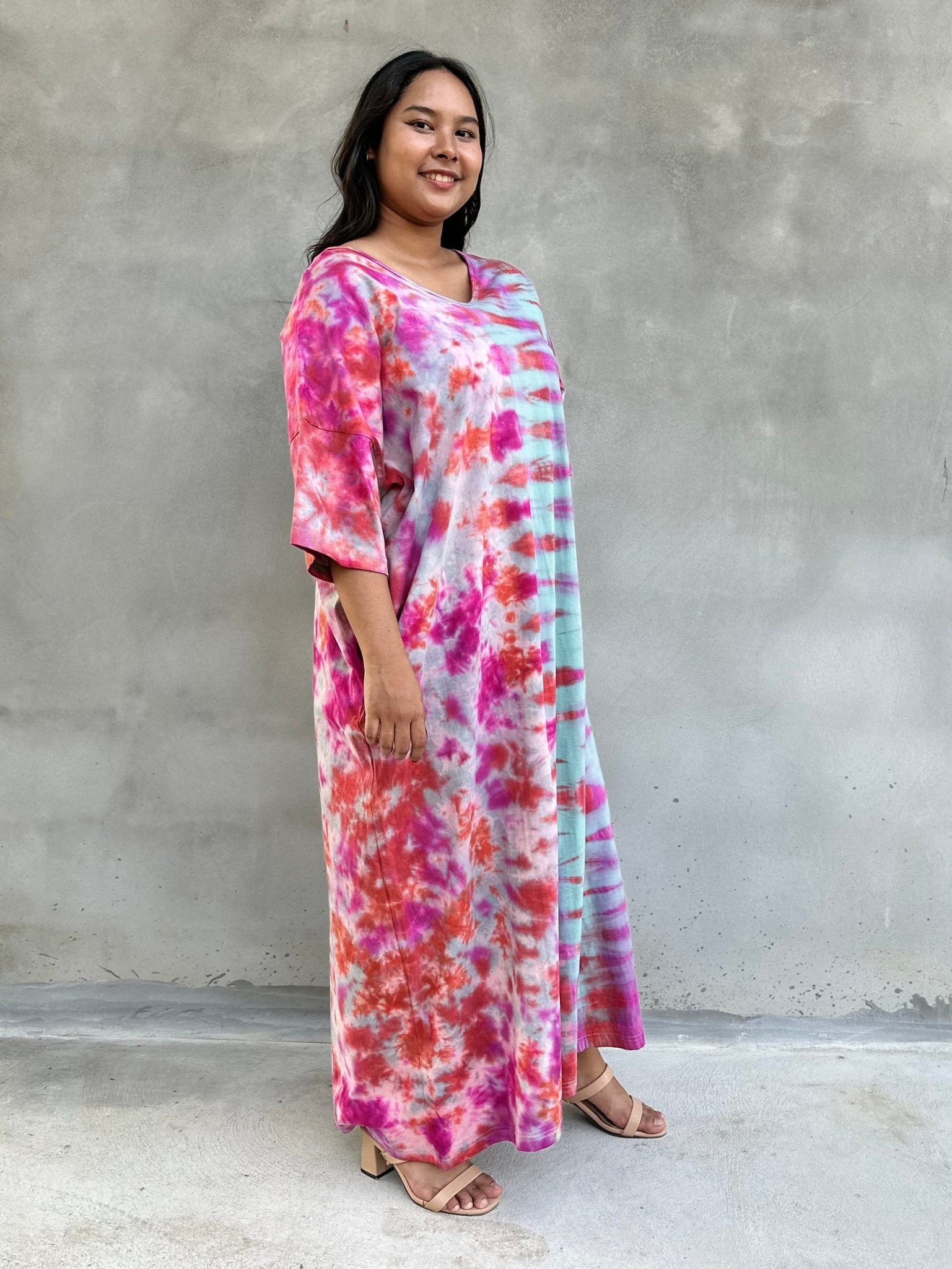 Mala Handworks Olivia Cotton Kaftan in Fuchsia and Aqua Tie Dye