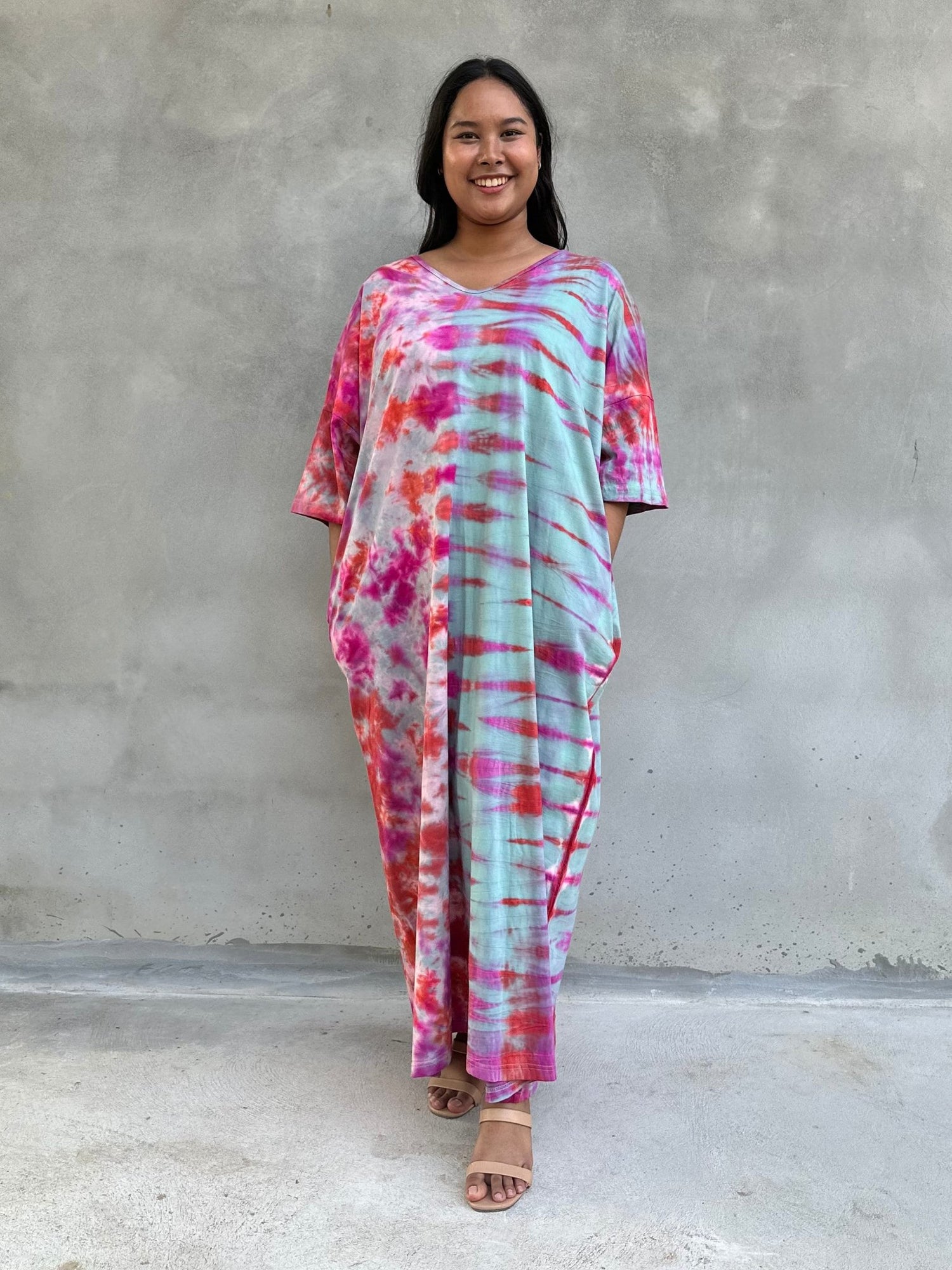 Mala Handworks Olivia Cotton Kaftan in Fuchsia and Aqua Tie Dye