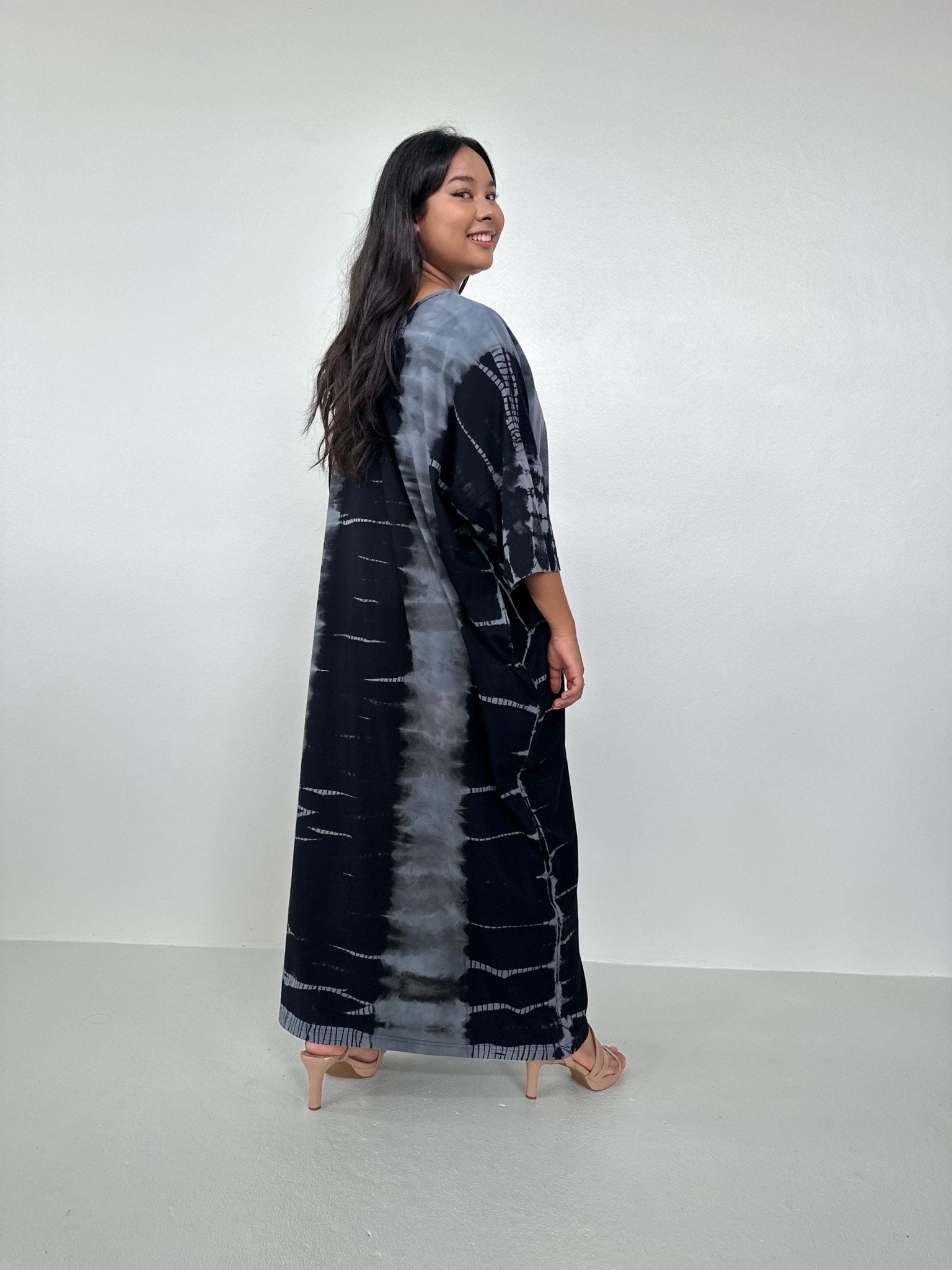 Mala Handworks Olivia Cotton Kaftan in Gray and Black Tie Dye