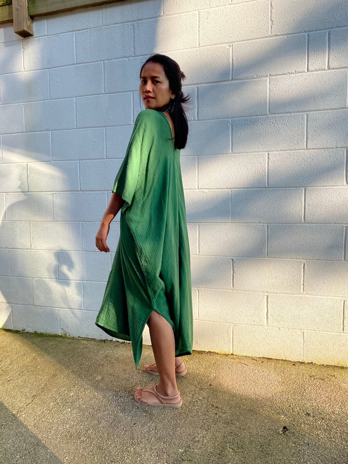 MALA handworks Skye Double Gauze Cotton Midi Kaftan in Emerald Green