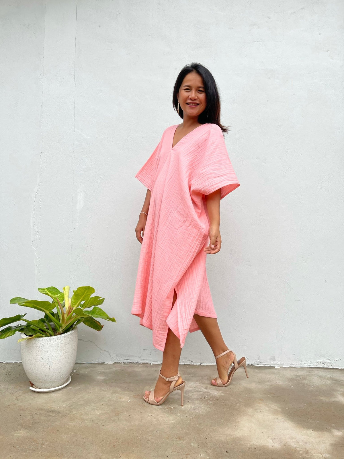 MALA handworks Skye Double Gauze Cotton Midi Kaftan in Pink