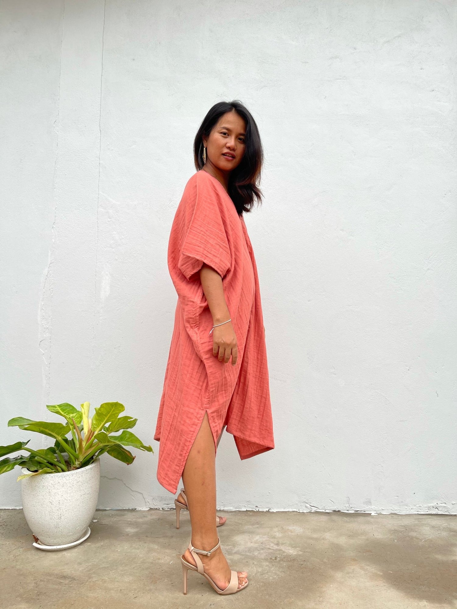 MALA handworks Skye Double Gauze Cotton Midi Kaftan in Salmon Pink
