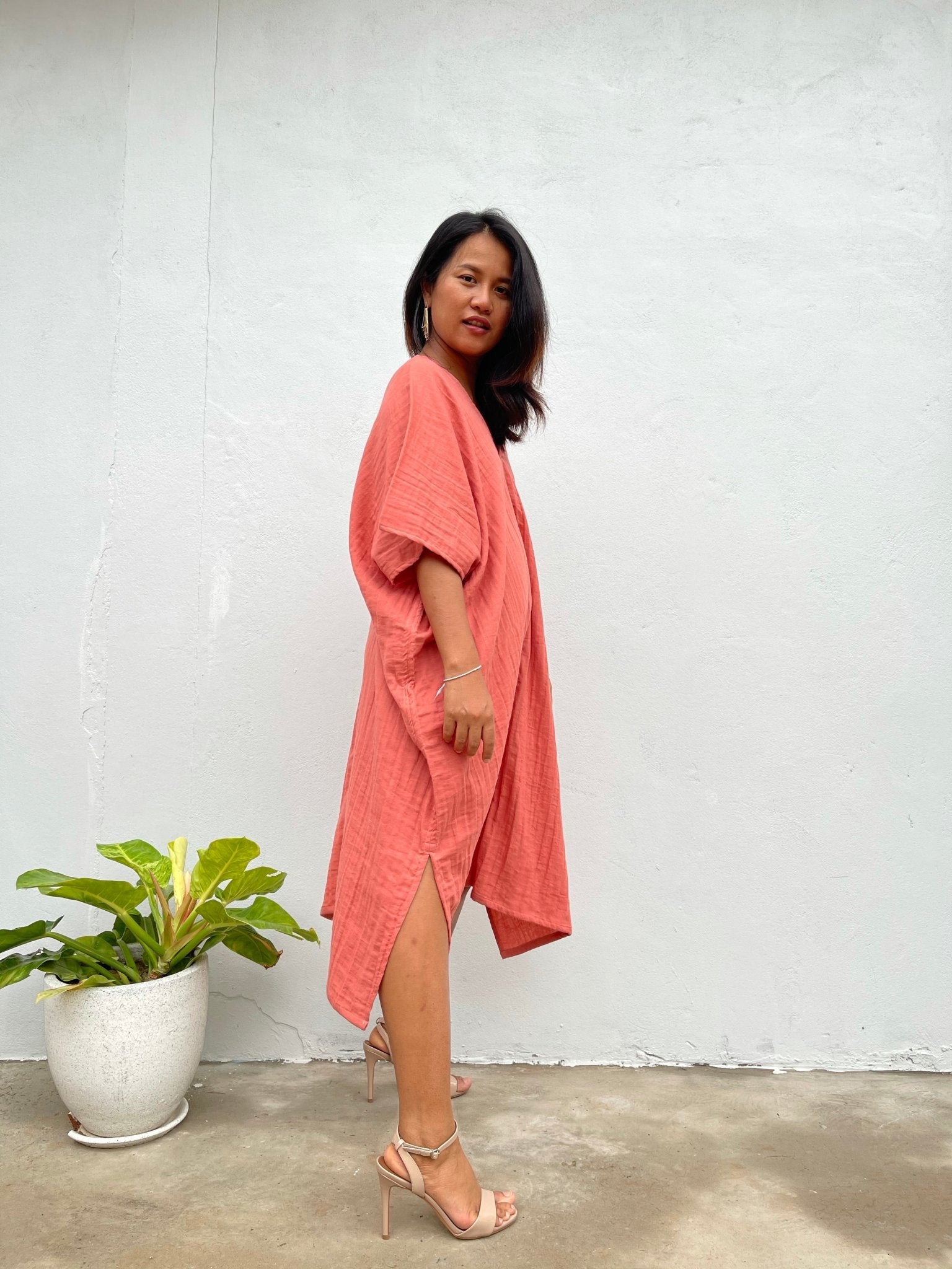 MALA handworks Skye Double Gauze Cotton Midi Kaftan in Salmon Pink